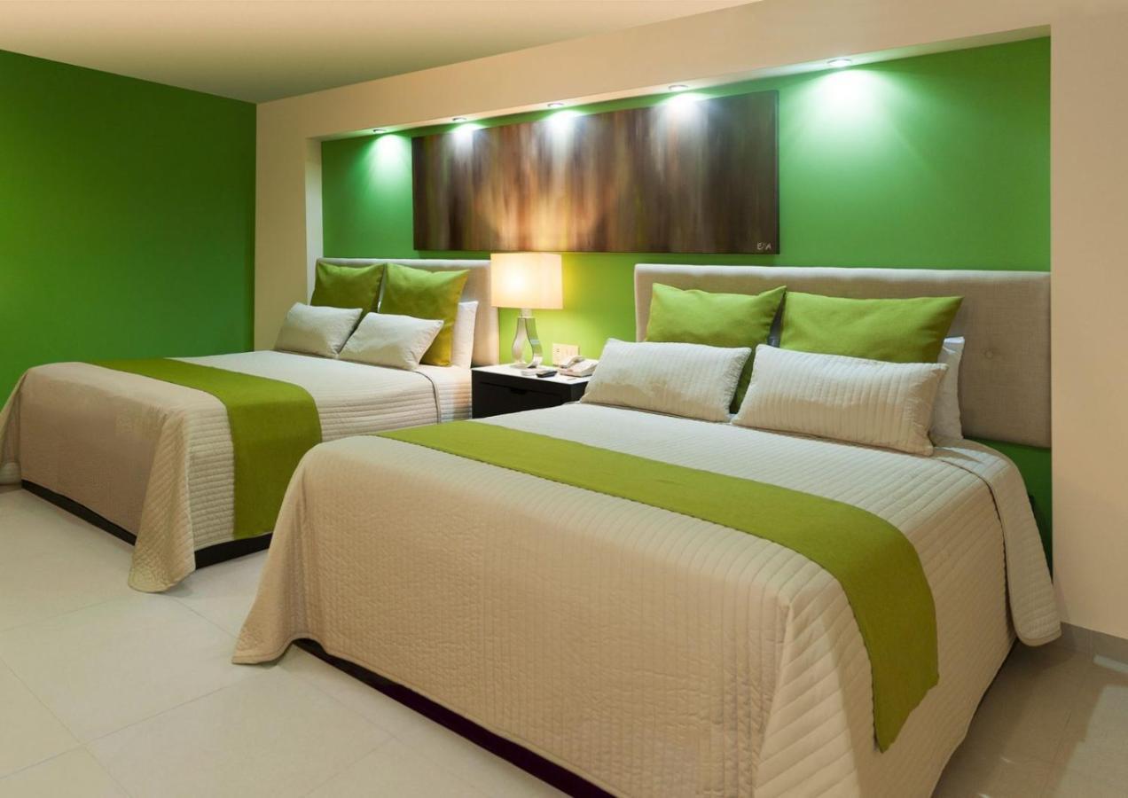 Baja Inn Hoteles Ensenada Esterno foto