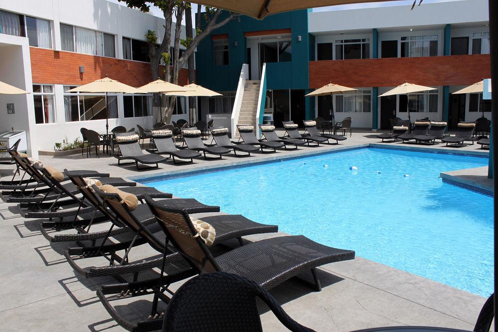 Baja Inn Hoteles Ensenada Esterno foto