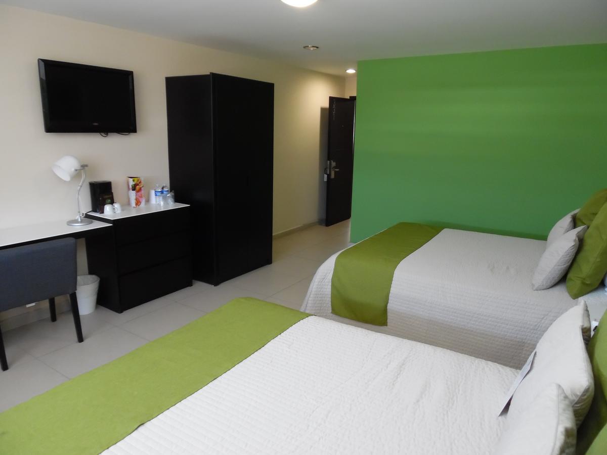 Baja Inn Hoteles Ensenada Esterno foto